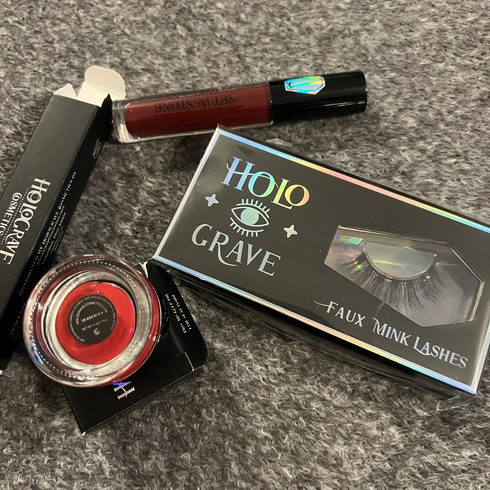 Holo Faux Mink Lashes and Red Lip Gloss Set